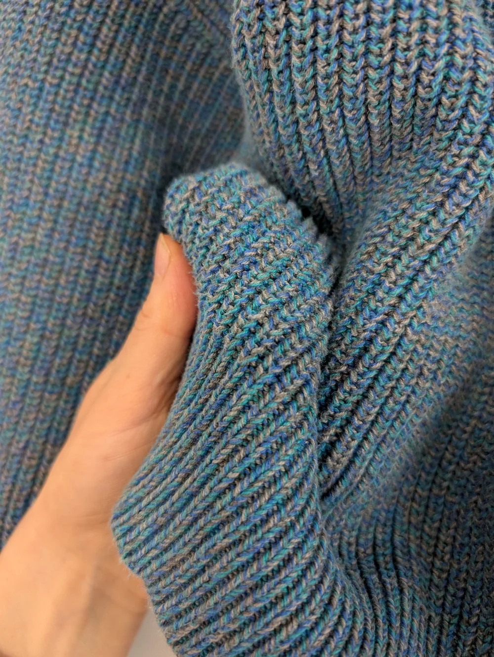 Uniqlo Small Boxy Sweater Crew Neck Grey Blue Wide Arm Cotton Knit Long Sleeve - Picture 3 of 16